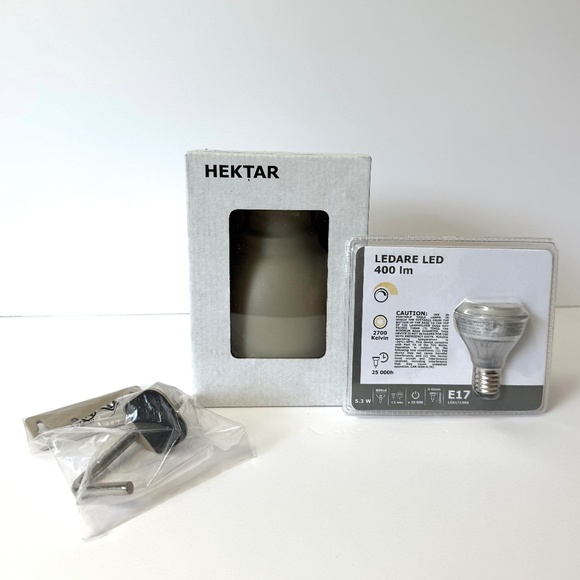 IKEA Hektar Wall Lamp Beige NIB 404.332.71 with New bulb and clamp - Picture 1 of 4
